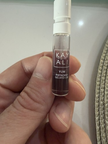 Kay ali yum - eau, de